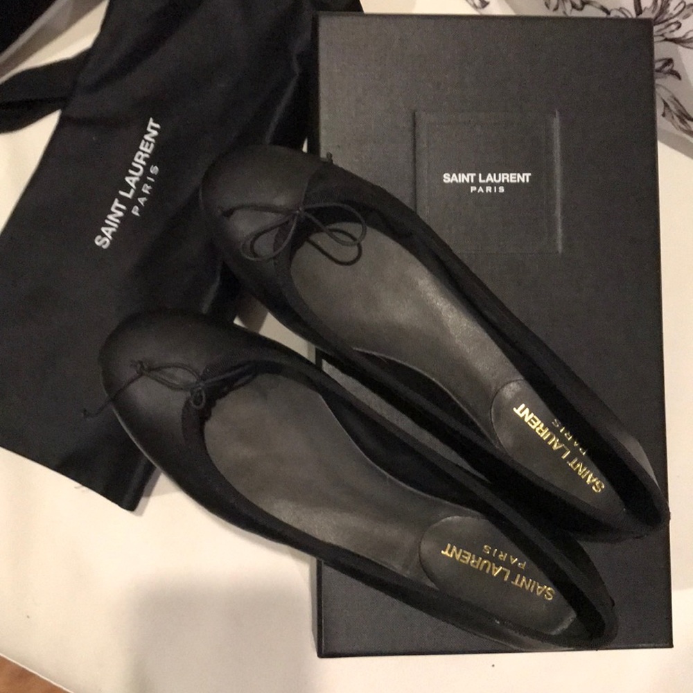 Saint Laurent Paris buttery leather flats NIB